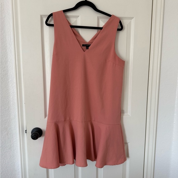 Banana Republic Dresses & Skirts - Banana Republic Coral Drop Hem Dress